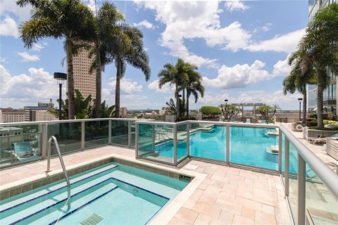 Condo in Tampa, Florida, 1 bedroom  № 1790052 - photo 26