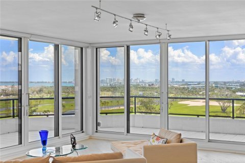 Condominio en venta en Longboat Key, Florida, 3 dormitorios, 220.64 m2 № 1718209 - foto 6