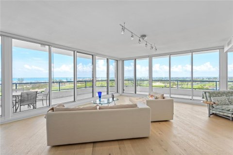 Condominio en venta en Longboat Key, Florida, 3 dormitorios, 220.64 m2 № 1718209 - foto 7