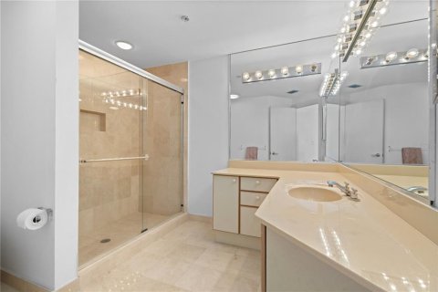 Condominio en venta en Longboat Key, Florida, 3 dormitorios, 220.64 m2 № 1718209 - foto 25
