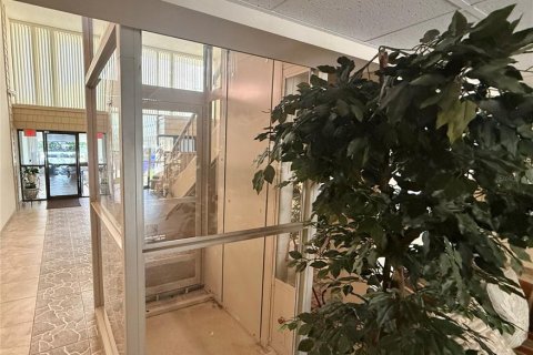 Купить кондоминиум в Порт-Шарлотт, Флорида 6 комнат, 85.38м2, № 2101796 - фото 21