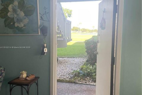 Copropriété à louer à Delray Beach, Floride: 2 chambres, 81.75 m2 № 1971049 - photo 12