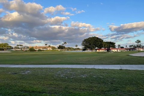 Copropriété à louer à Delray Beach, Floride: 2 chambres, 81.75 m2 № 1971049 - photo 8