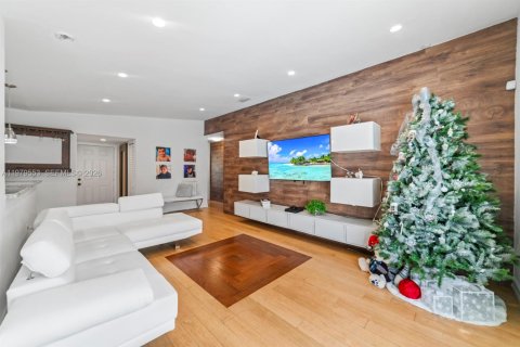 Villa ou maison à vendre à Homestead, Floride: 5 chambres, 180.04 m2 № 2046280 - photo 15