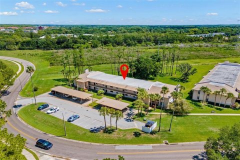 Condo in Oldsmar, Florida, 2 bedrooms  № 2201978 - photo 30
