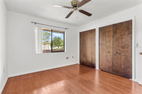 Condo in Oldsmar, Florida, 2 bedrooms  № 2201978 - photo 11