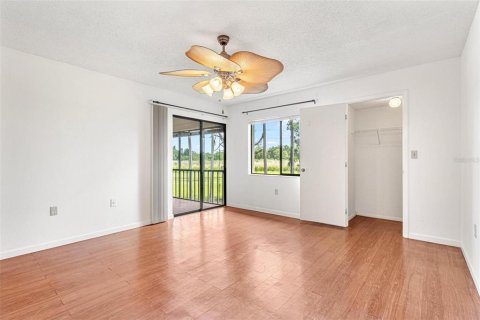 Condo in Oldsmar, Florida, 2 bedrooms  № 2201978 - photo 12