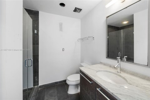Снять в аренду кондоминиум в Майами, Флорида 1 спальня, 87.14м2, № 1960232 - фото 10