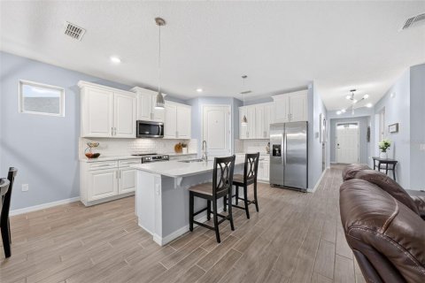 Villa ou maison à vendre à Sanford, Floride: 4 chambres, 191.01 m2 № 2347145 - photo 5