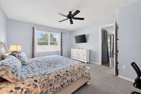 Villa ou maison à vendre à Sanford, Floride: 4 chambres, 191.01 m2 № 2347145 - photo 11