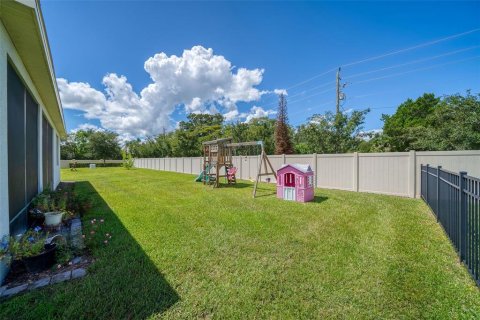 Villa ou maison à vendre à Sanford, Floride: 4 chambres, 191.01 m2 № 2347145 - photo 21