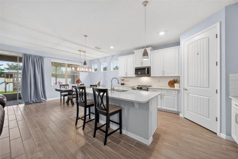 Villa ou maison à vendre à Sanford, Floride: 4 chambres, 191.01 m2 № 2347145 - photo 6