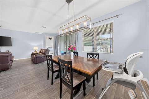 Villa ou maison à vendre à Sanford, Floride: 4 chambres, 191.01 m2 № 2347145 - photo 7