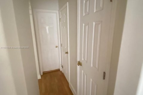 Copropriété à vendre à Miami Beach, Floride: 37.16 m2 № 2013884 - photo 21