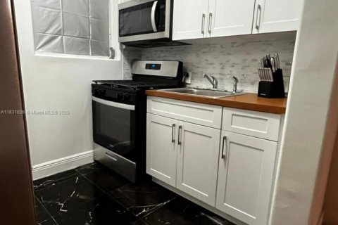 Copropriété à vendre à Miami Beach, Floride: 37.16 m2 № 2013884 - photo 15