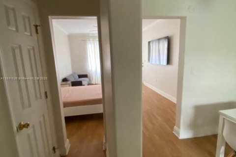 Copropriété à vendre à Miami Beach, Floride: 37.16 m2 № 2013884 - photo 6