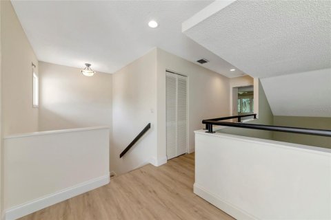 Townhouse in Sarasota, Florida 2 bedrooms, 164.99 sq.m. № 1886918 - photo 15