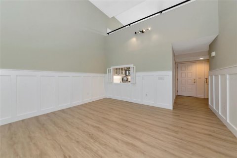 Townhouse in Sarasota, Florida 2 bedrooms, 164.99 sq.m. № 1886918 - photo 13