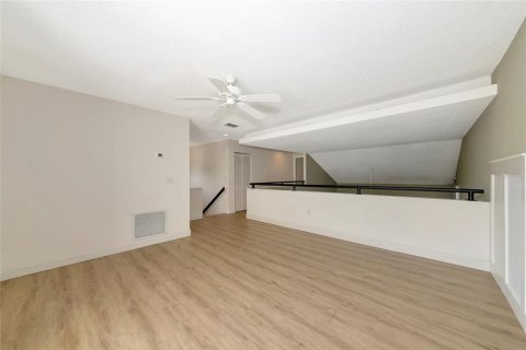 Townhouse in Sarasota, Florida 2 bedrooms, 164.99 sq.m. № 1886918 - photo 17