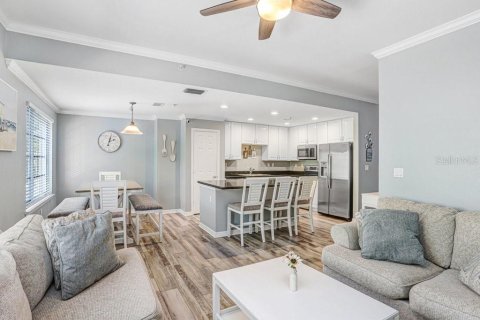 Adosado en alquiler en Tampa, Florida, 4 dormitorios, 211.91 m2 № 2097961 - foto 17