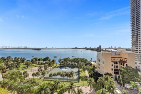 Condominio en alquiler en Miami, Florida, 1 dormitorio, 76.64 m2 № 1861388 - foto 22