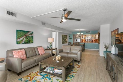 Condominio en alquiler en Clearwater, Florida, 3 dormitorios, 150.87 m2 № 1792296 - foto 10