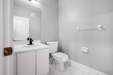 Купить кондоминиум в Ройял-Палм-Бич, Флорида 3 комнаты, 99.41м2, № 2167938 - фото 9