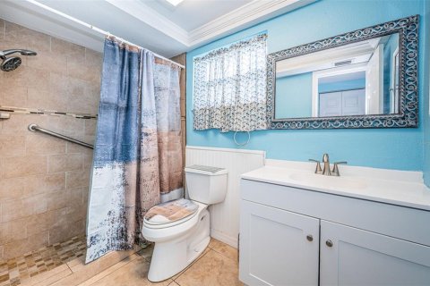 Villa ou maison à vendre à New Port Richey, Floride: 2 chambres, 157.47 m2 № 2284800 - photo 29
