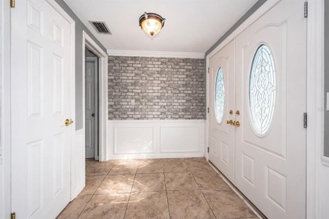 Villa ou maison à vendre à New Port Richey, Floride: 2 chambres, 157.47 m2 № 2284800 - photo 11