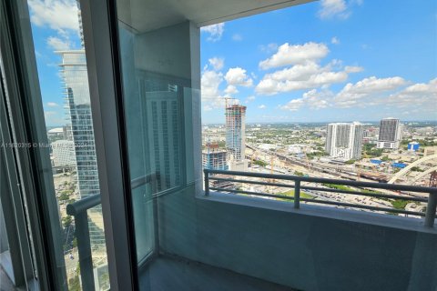 Copropriété à vendre à Miami, Floride: 2 chambres, 122.17 m2 № 1933796 - photo 25