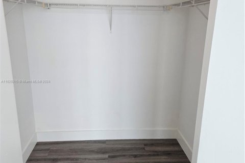 Copropriété à vendre à Miami, Floride: 2 chambres, 122.17 m2 № 1933796 - photo 14