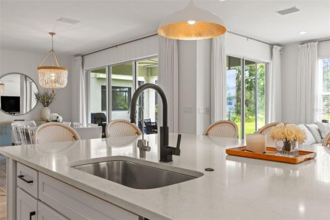 Casa en venta en Wesley Chapel, Florida, 5 dormitorios, 275.08 m2 № 2238189 - foto 7