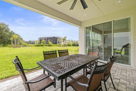 Casa en venta en Wesley Chapel, Florida, 5 dormitorios, 275.08 m2 № 2238189 - foto 29