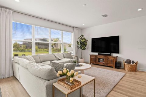 Casa en venta en Wesley Chapel, Florida, 5 dormitorios, 275.08 m2 № 2238189 - foto 11