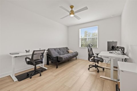 Casa en venta en Wesley Chapel, Florida, 5 dormitorios, 275.08 m2 № 2238189 - foto 28