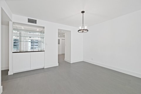 Condominio en venta en Pompano Beach, Florida, 2 dormitorios, 148.64 m2 № 2252783 - foto 10