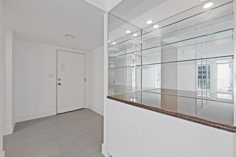 Condominio en venta en Pompano Beach, Florida, 2 dormitorios, 148.64 m2 № 2252783 - foto 29