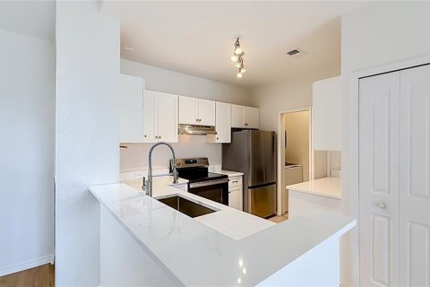 Condominio en venta en Orlando, Florida, 3 dormitorios, 111.95 m2 № 2237851 - foto 10
