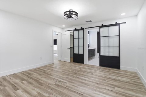 House in Beverly Hills, Florida 3 bedrooms, 196.3 sq.m. № 2130937 - photo 3