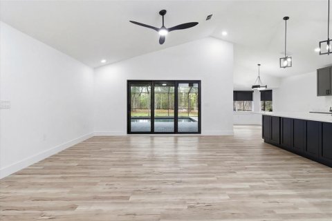House in Beverly Hills, Florida 3 bedrooms, 196.3 sq.m. № 2130937 - photo 27