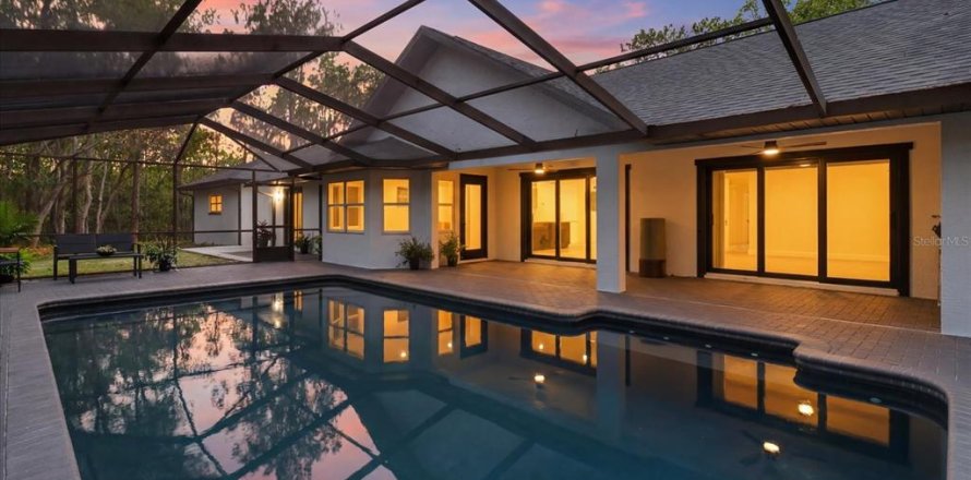 House in Beverly Hills, Florida 3 bedrooms, 196.3 sq.m. № 2130937