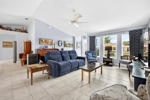 Casa en venta en Punta Gorda, Florida, 3 dormitorios, 161.46 m2 № 2110579 - foto 4