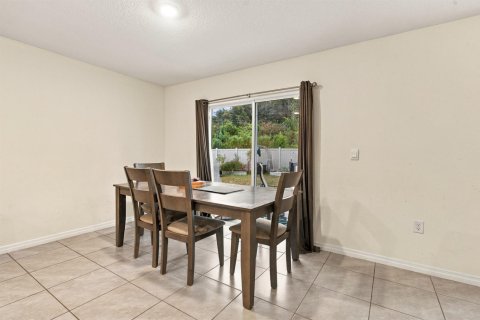 Villa ou maison à vendre à Ocala, Floride: 5 chambres, 247.21 m2 № 2402630 - photo 8