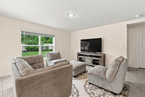 Villa ou maison à vendre à Ocala, Floride: 5 chambres, 247.21 m2 № 2402630 - photo 15