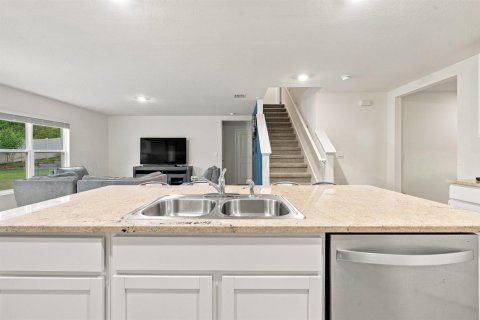 Villa ou maison à vendre à Ocala, Floride: 5 chambres, 247.21 m2 № 2402630 - photo 12