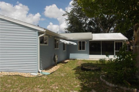 House in Ocala, Florida 2 bedrooms, 117.99 sq.m. № 2151013 - photo 3