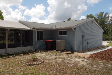 House in Ocala, Florida 2 bedrooms, 117.99 sq.m. № 2151013 - photo 6