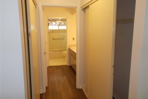 House in Ocala, Florida 2 bedrooms, 117.99 sq.m. № 2151013 - photo 20