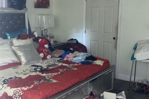 Villa ou maison à vendre à Margate, Floride: 3 chambres, 161.46 m2 № 2046616 - photo 4