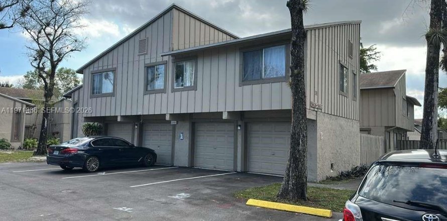 Touwnhouse à Lauderhill, Floride 2 chambres, 80.64 m2 № 2032138